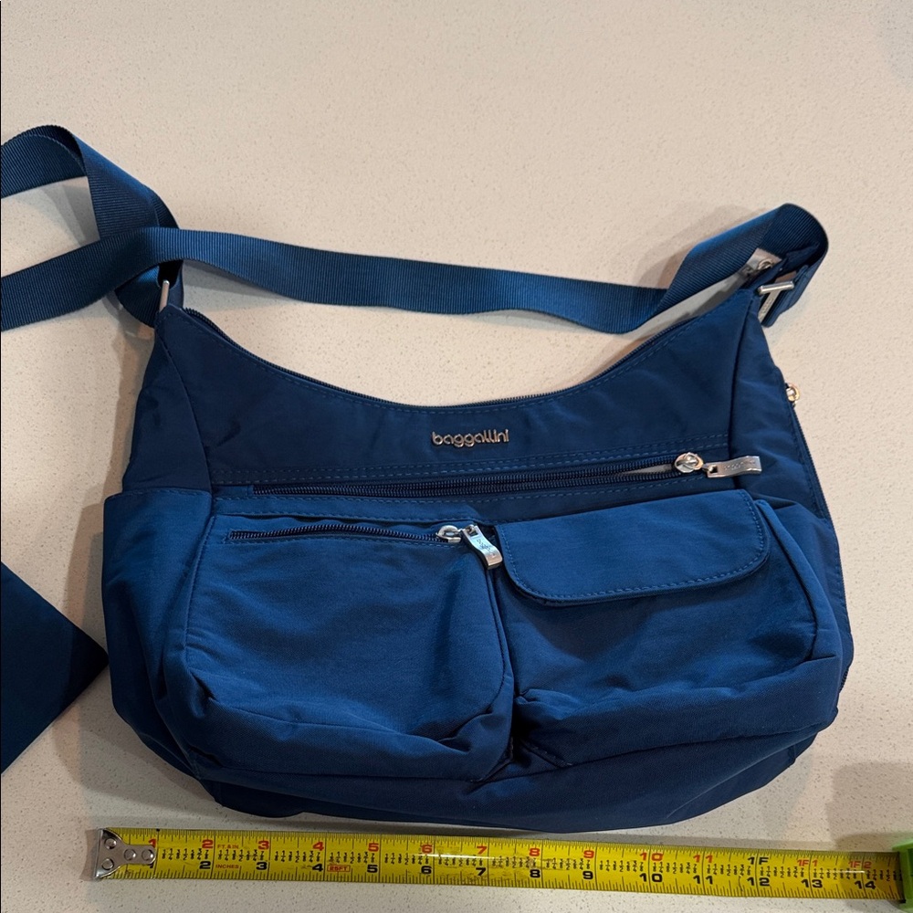 Baggallini Blue Shoulder Bag with Pouch RFID - Picture 12 of 15